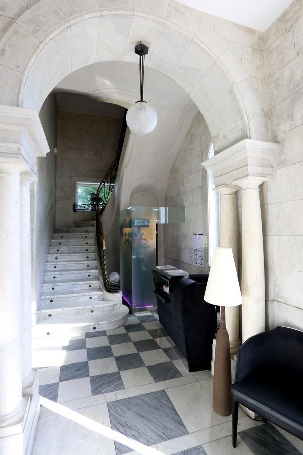 Chateau Blanchard Chazelles-sur-Lyon المظهر الخارجي الصورة
